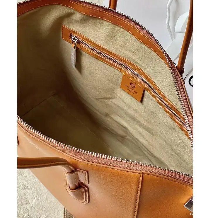 Fashionrep Givenchy 2209SW0084 Bag 0514